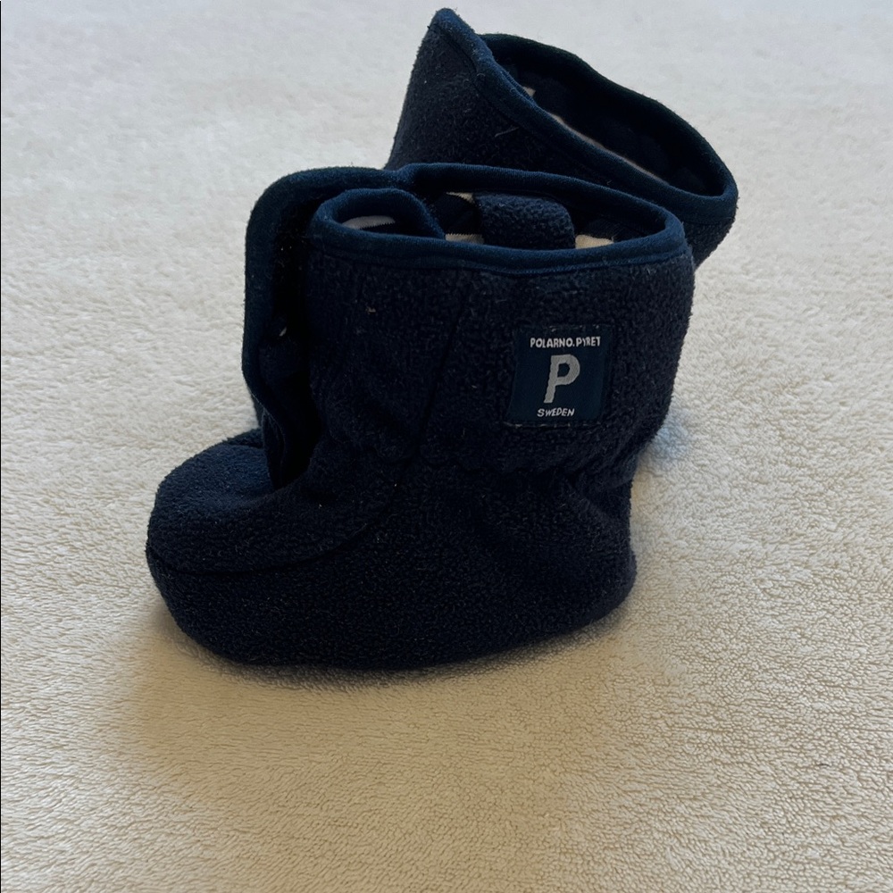 Polarn O. Pyret | Navy Fleece Baby Booties